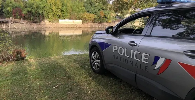 photo  a 18 h, ce mercredi 8 octobre 2025, la police nationale était toujours sur place, rue des pervenches, au mans. là où le corps d’une septuagénaire disparue a été retrouvé.  &copy;  ouest-france 