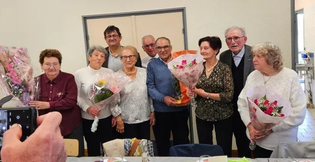 photo  le repas des anciens s’est déroulé dimanche midi, à la salle communale.  &copy;  ouest-france 