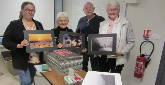 photo  les membres de l’association, avec les nombreuses épreuves déposées vendredi.  &copy;  co 