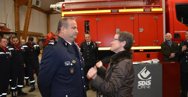photo  le capitaine emmanuel lechat était le chef du centre de secours de moulins-la-marche (orne).  &copy;  archives ouest-france 