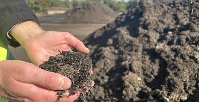 photo  en 2024, la plateforme de compostage située à allonnes produit plus de 9 500 tonnes de compost.  &copy;  ouest-france 