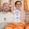 photo fabrice chadaigne et stéphanie horpin ont obtenu un nouveau prix au concours départemental de viennoiseries.