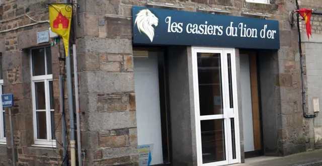 photo  avec l’ouverture imminente du point relais colis, les passages seront beaucoup plus fréquents dans le centre bourg.  &copy;  ouest-france. 