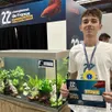 photo le manceau nathan toutains, 17 ans, à l’issue de sa victoire au championnat de france d’aquariophilie, samedi 4 octobre, à paris.