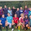 photo  les filles de l’académie de foot féminin du collège saint-exupery lors de la première séance d’entraînement de la saison au stade gaston-bernier de chalonnes-sur-loire. 