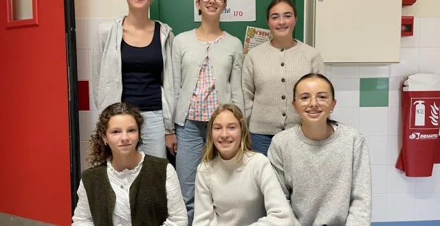 photo  lola, zoé, anaïs, candice, jeanne et ambre travaillent d’arrache-pied pour réussir à partir au sénégal.  &copy;  le maine libre 