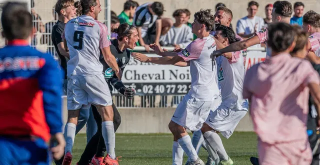 photo  les blinois ont fait tomber coulaines et joueront le 6e tour de la coupe de france.  &copy;  baptiste mura 