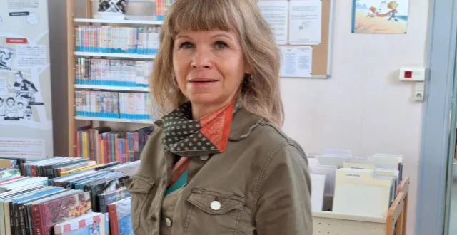 photo  manuella aubry-chable, facilitatrice, organise un un atelier intergénérationnel mardi 21 octobre, à la bibliothèque.  &copy;  ouest-france 