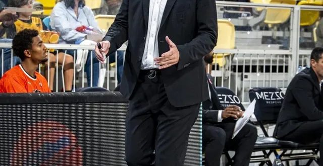 photo  guillaume vizade, lors de la défaite du mans sarthe basket (msb) à gran canaria lors de la deuxième journée de la ligue des champions.  &copy;  bcl 