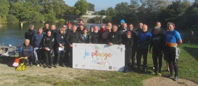 photo  dimanche, au centre maïtaï bécon plongée, dix candidats sur douze ont été reçus à l’examen de niveau 4.  &copy;  co 