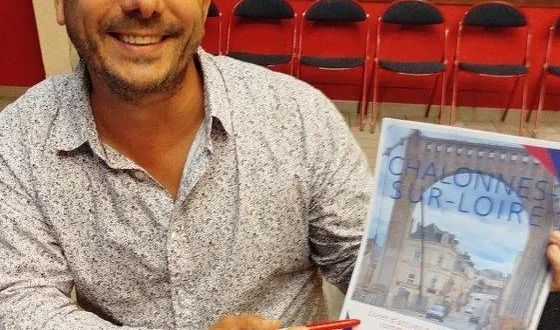 photo  wilfried bidet, adjoint délégué au développement économique, commerces et marchés municipaux.  &copy;  ouest-france 