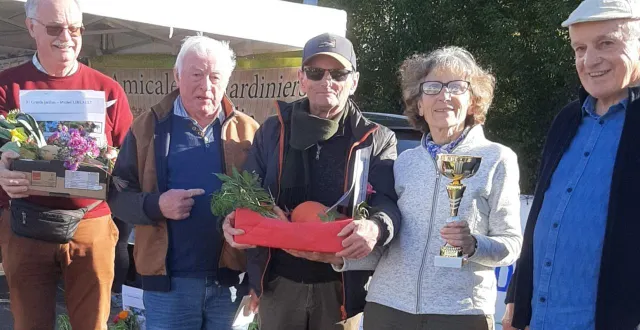 photo  catégorie grands jardins : jean-pierre coulon, jean-luc papin et michel libeault. catégorie petits jardins : michel beauté, philippe perrier et sarah culeriel. l’association espaces naturels ruaudinois fêtera ses 10 ans l’année prochaine.  &copy;  ouest-france 