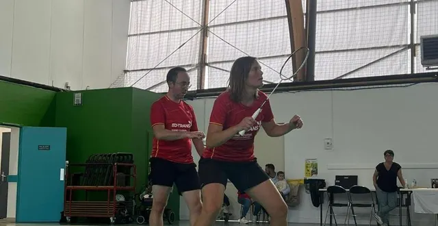 photo  la capitaine marina lepourreau-basco (au premier plan)  &copy;  ouest-france 