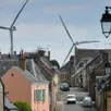 photo  des éoliennes dans la commune de conlie. 