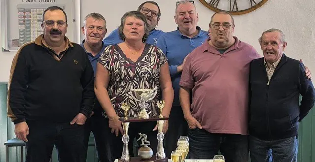 photo  de g. à d. : vincent goujon, olivier clairet, christine onillon, gérard clodic, eric decrand, bruno joncheray et louis lardeux.  &copy;  co 