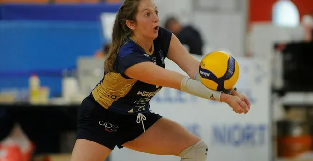 photo  justine samson et les pexinoises ont donné du fil à retorde aux quimpéroises.  &copy;  co – christophe bernard 