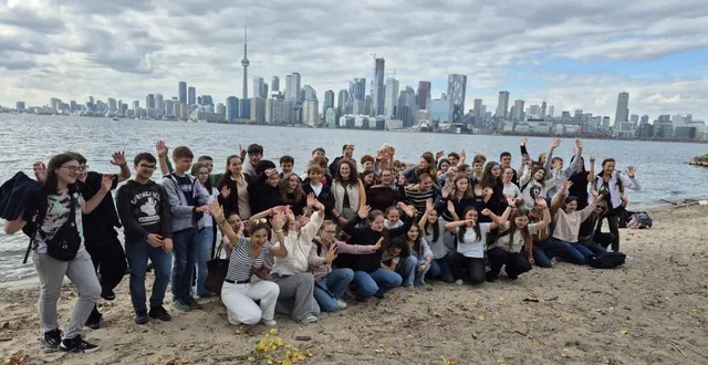 photo  les élèves de 3e à toronto.  &copy;  collège saint-coeur-de-marie 