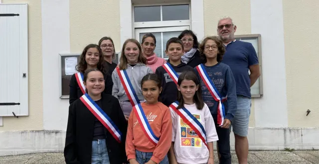 photo  fraîchement élus, les membres du conseil municipal des jeunes se sont réunis mercredi 15 octobre 2025.  &copy;  le maine libre 