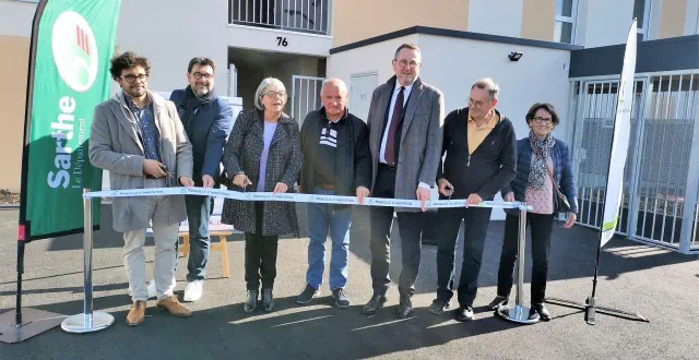 photo  le lotissement de 11 logements, dont 6 collectifs, a été inauguré mardi 14 octobre 2025 dans le quartier de la gautrie à arnage.   &copy;  le maine libre. 