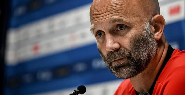 photo  maxime d’ornano, l’entraîneur du sm caen, s’apprête à retrouver son ancien club le fc rouen, mardi 21 octobre 2025.  &copy;  martin roche / ouest-france 