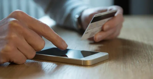 photo  une escroquerie à la carte bancaire a déjà fait des victimes dans la sarthe.  &copy;  getty images/istockphoto 