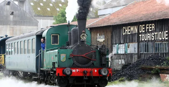 photo  dimanche, gare de beillé, embarquez pour la transvap.  &copy;  archives le maine libre- denis lambert 