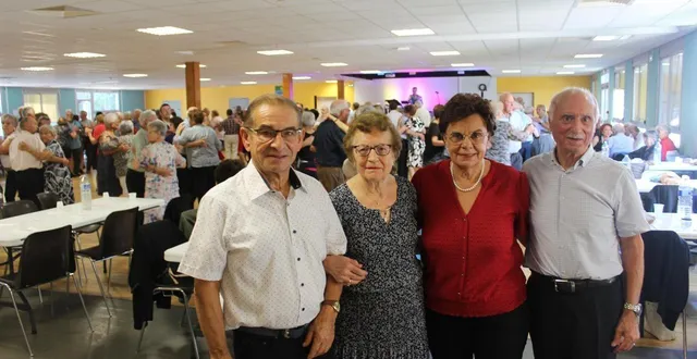 photo  michel dhommée, denise danielo, marie-noëlle dhommée et jacques danielo.   &copy;  le maine libre 