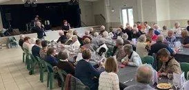 photo  le repas des aînés de faveraye-mâchelles a eu lieu le 18 octobre.  &copy;  co 