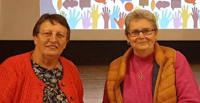 photo  éliane lallemand a transmis le flambeau à véronique sohier, la nouvelle présidente de la mpt.  &copy;  ouest-france 