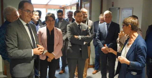 photo  l’inauguration de la réhabilitation du centre social s’est déroulée le mercredi 15 octobre 2025.  &copy;  ouest-france 