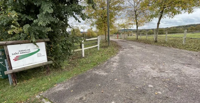 photo  l’entrée du haras de saint-arnoult à exmes (gouffern-en-auge).  &copy;  ouest-france 