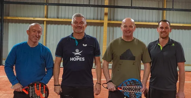 photo  tout un symbole : didier gendron (2e à droite) , le créateur de 