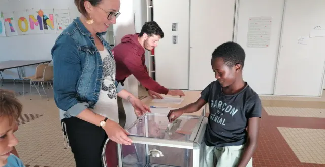 photo  pour mohamed dia, voter était un moment fort.  &copy;  ouest-france 