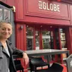 photo  stéphanie gouveia, patronne de la brasserie le globe, en centre-ville du mans (sarthe). 
