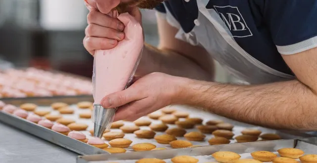 photo  après saint-barthélemy-d’anjou en 2022, maison bécam va ouvrir un autre atelier de pâtisserie à verrières-en-anjou, début 2027.  &copy;  maison bécam 