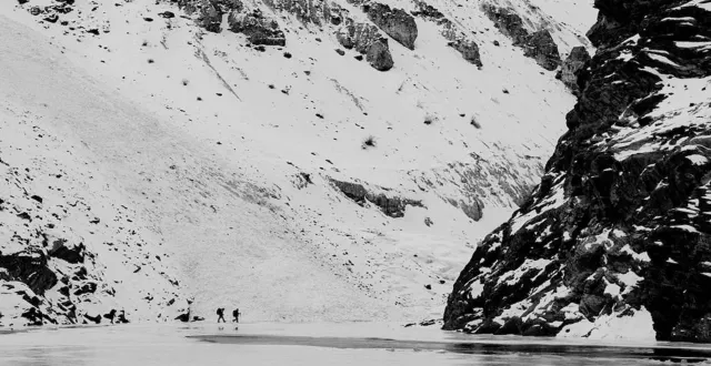 photo  le travail photographique réalisé par christian frémin questionne sur la fragilité des glaciers, exposés au réchauffement climatique..  &copy;  christian frémin 