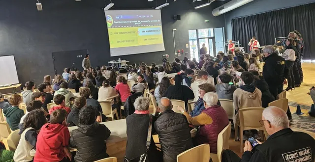 photo  une journée alliant la sécurité de chacun et les échanges intergénérationnels s’est tenue dans la salle annexe du layon.  &copy;  co 