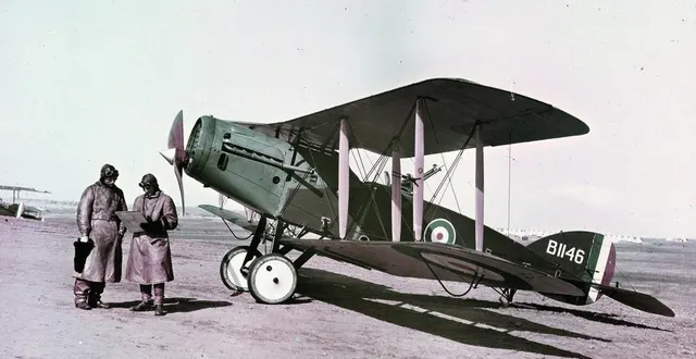 photo  plus de 56 000 avions ont été produits en france durant la grande guerre.  &copy;  ville de bouchemaine. 