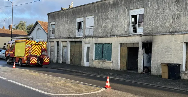 photo  le feu s’est déclaré dans une habitation route d’ancinnes à alençon (orne).  &copy;  ouest-france 