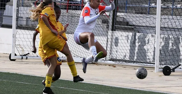 photo  lisa bugna a inscrit un doublé.  &copy;  gerard piwtorak 