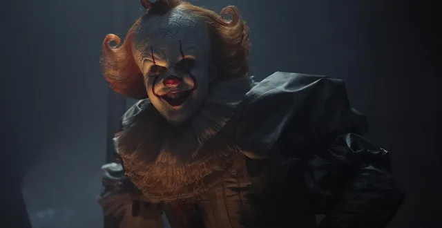photo  bill skarsgård de retour dans la peau du clown pennywise  &copy;  brooke palmer - hbo 