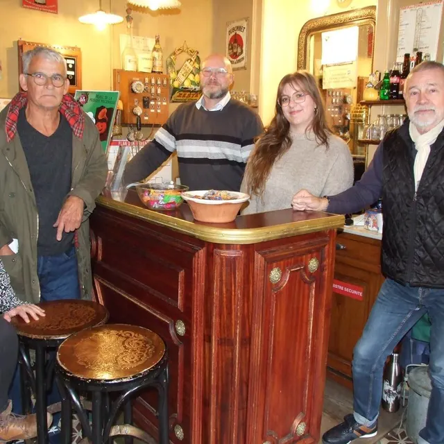 photo l’équipe du musée de la musique mécanique à dollon (sarthe).  ©  ouest-france