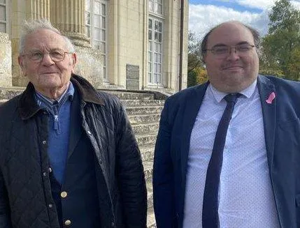 photo  louis poirier et guillaume bertin.  &copy;  co. 