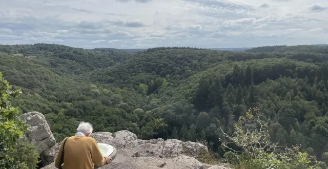 photo  l’accident s’est produit vendredi 24 octobre 2025 à la roche d’oëtre à saint-philbert-sur-orne, dans l’orne.  &copy;  ouest-france 