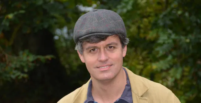 photo  gaspard koenig vient présenter son livre vendredi 31 octobre 2025, à argentan (orne).  &copy;  elisa koenig 