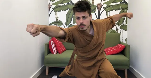 photo  martin masson revient des championnats du monde de kung-fu.  &copy;  ouest-france 