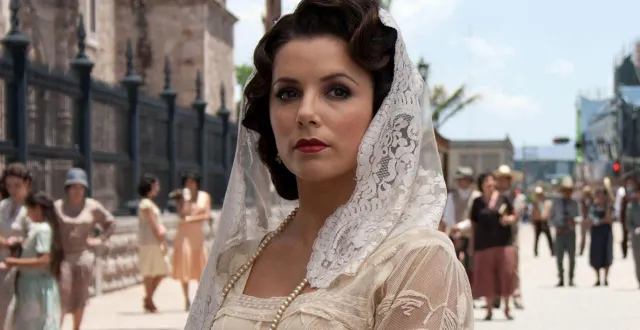 photo  eva longoria rejoint george clooney au casting du film « dix pour cent » pour netflix.  &copy;  saje distribution 