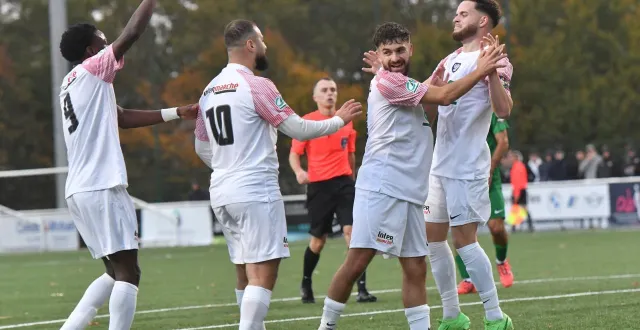 photo  tombeurs de la roche eso (r1) au 6e tour, beaucouzé affrontera une r2.  &copy;  photo co michel durigneux 