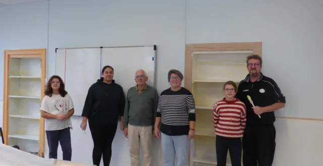 photo  avec le soutien de parents et d’élèves de l’école, l’organisme de gestion de l’enseignement catholique (ogec) de l’école saint-joseph offrira aux élèves des classes repeintes à neuf pour leur retour de vacances.  &copy;  ouest-france 