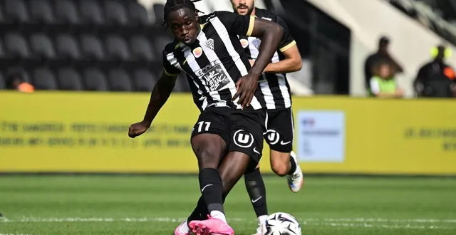photo  sidiki chérif a encore marqué pour le sco. son 3e but cette saison en ligue 1.  &copy;  vincent michel / ouest-france 